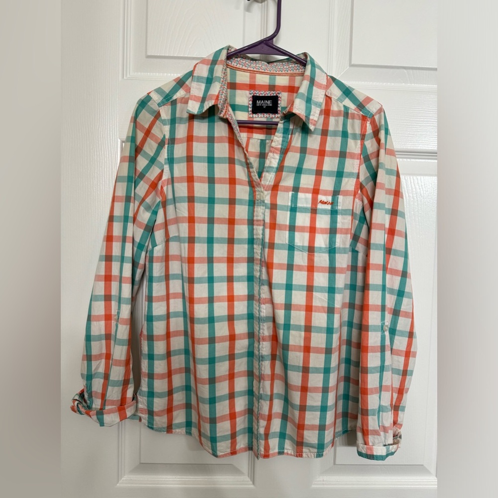 Button down shirt, small women size